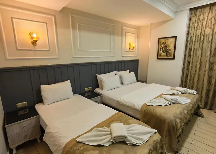 Apple Tree Hotel